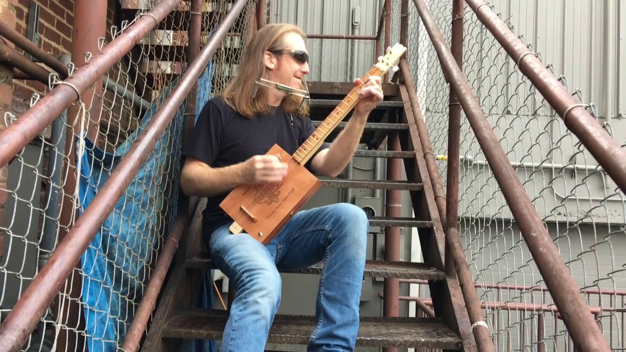 Working - Southern Cigar Box Guitar Thunder by Mike Snowden