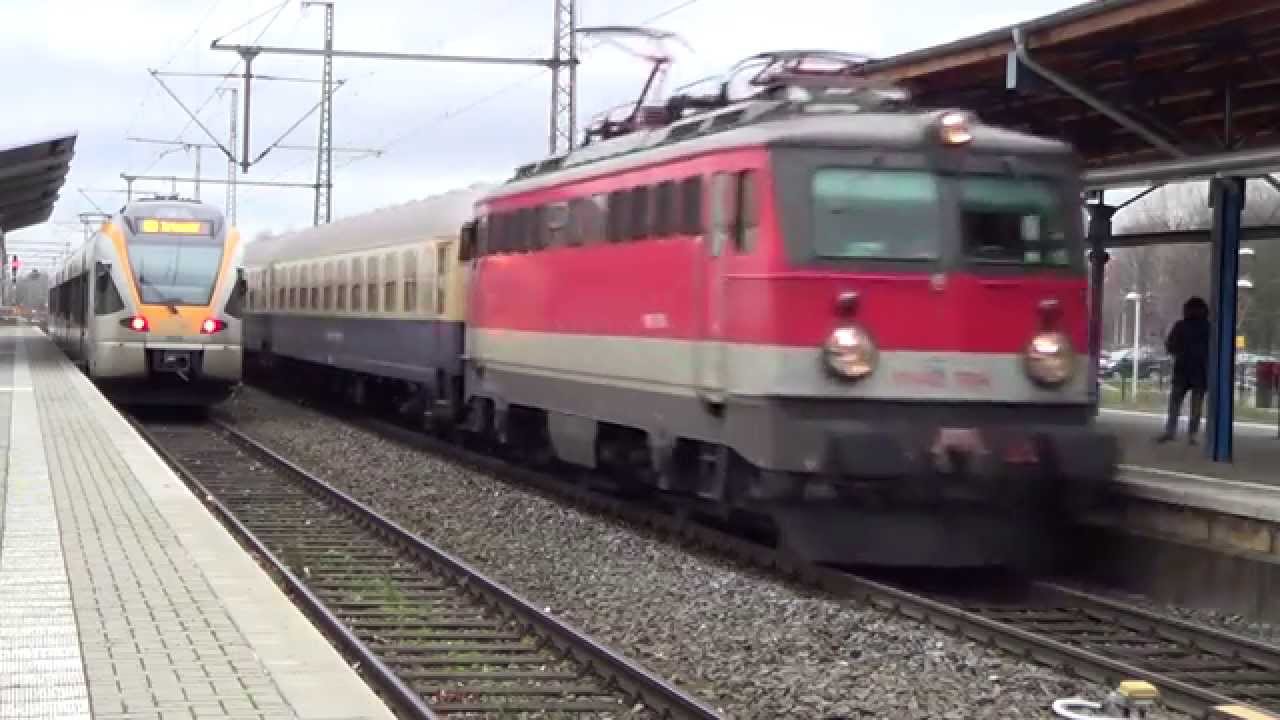 BR 1142 704-6 mit Centralbahn  auf der KBS 430