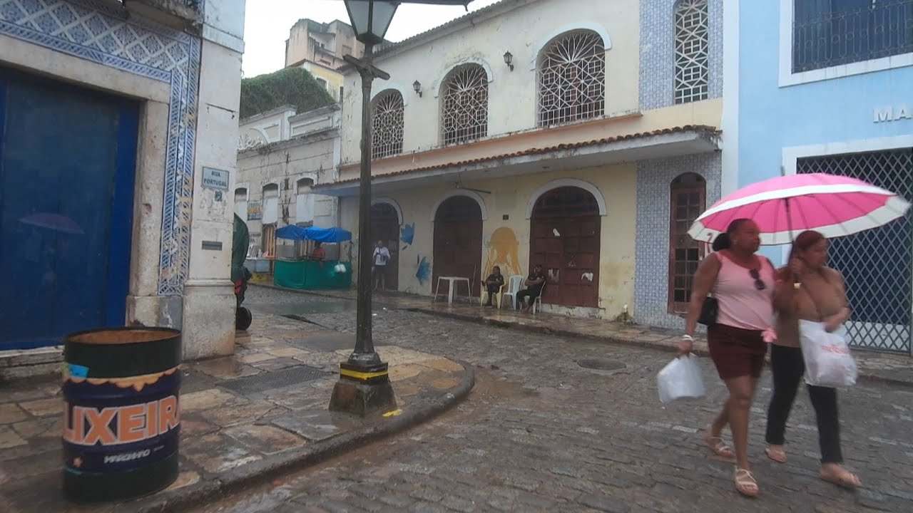 A Capital do Maranhão em um Domingo de Chuva 🌧️ Walking Tour Real