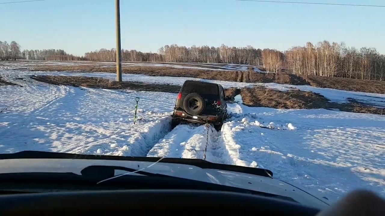 Hilux Surf 185, Nissan Mistral. разведка полей 2022.