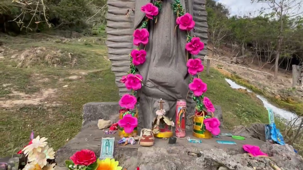 Cascada el chorrito en hidalgo, Tamaulipas, México.