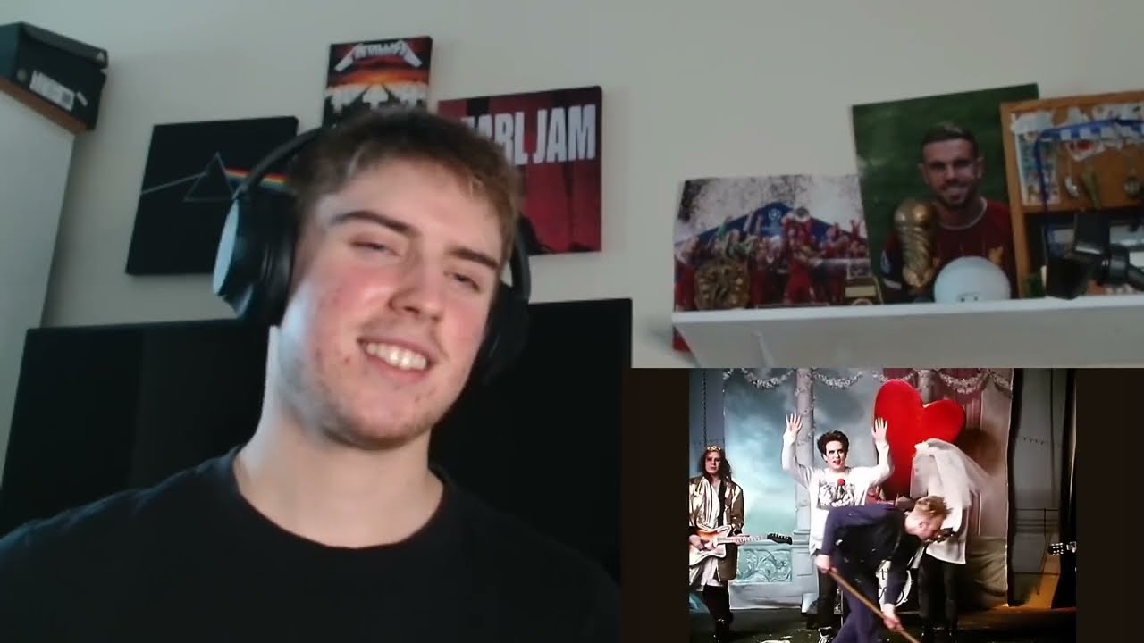The Cure - Friday I'm In Love (Offical Video) | (Reaction!!)