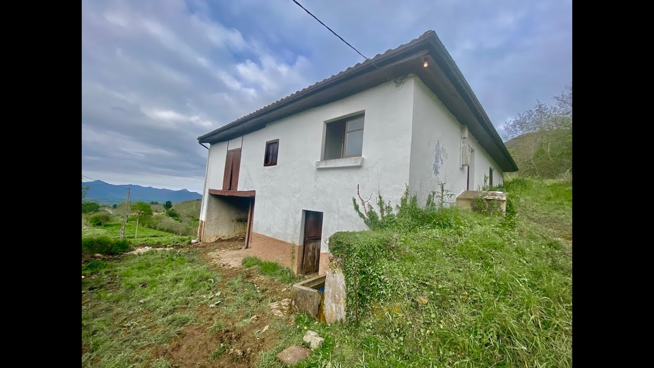 casa en la montaña aislada en Piloña con vistas al valle