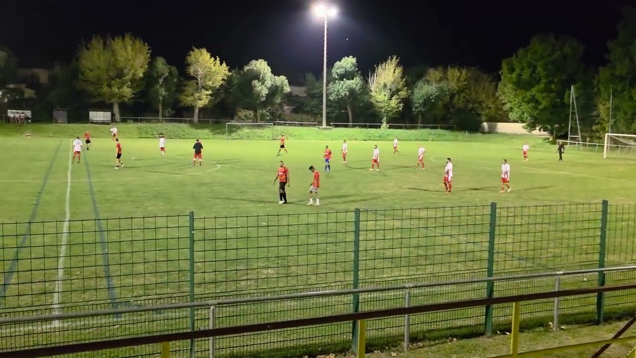 Foot du soir, pas d’espoir 🤣 #football amateur FCSR vs Eygalières