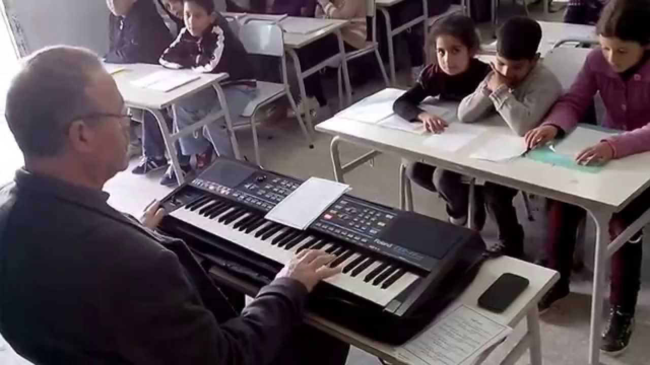 اناشيد مدرسية طلع البدر علينا من ثنيات الوداع.... tala3a albadrou 3alaina Anachid madrassia