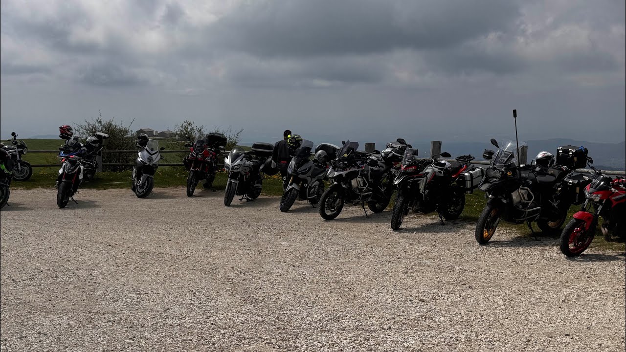 GIRO IN LESSINIA IN MOTO 👍😉😃