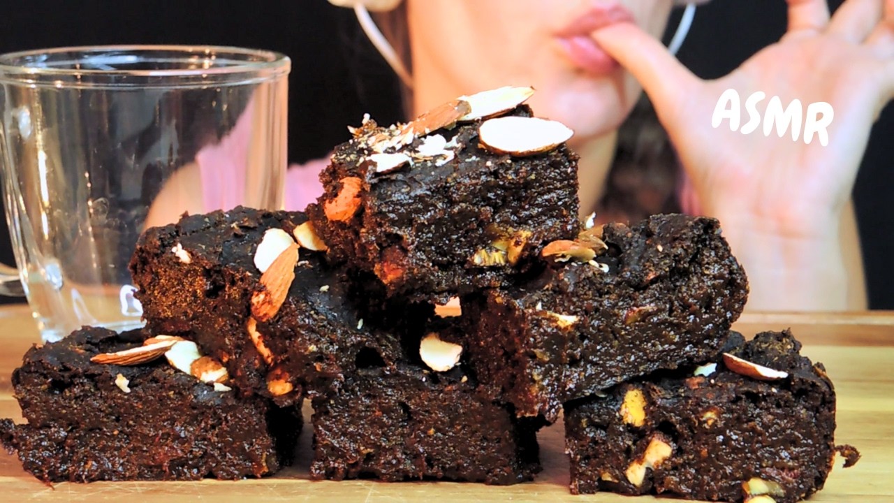 asmr THE FUDGIEST Brownies mukbang (no talking eating sounds)