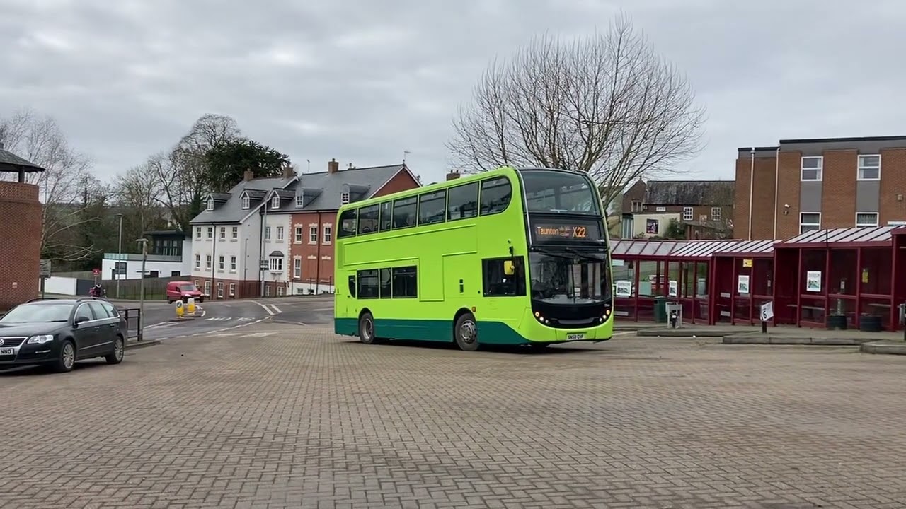 Buses in Tiverton February 2023