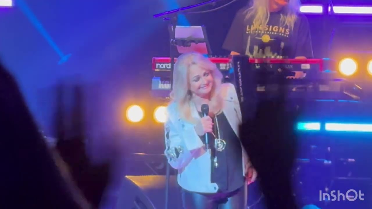 Bonnie Tyler  in 🇩🇪 Stuttgart 🩷⚜️Kultur- und Kongresszentrum Liederhalle Hegel-Saal