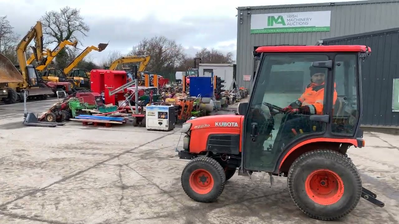 UNRESERVED 2009 Kubota B2530HD Hydrostatic Diesel Compact Tractor