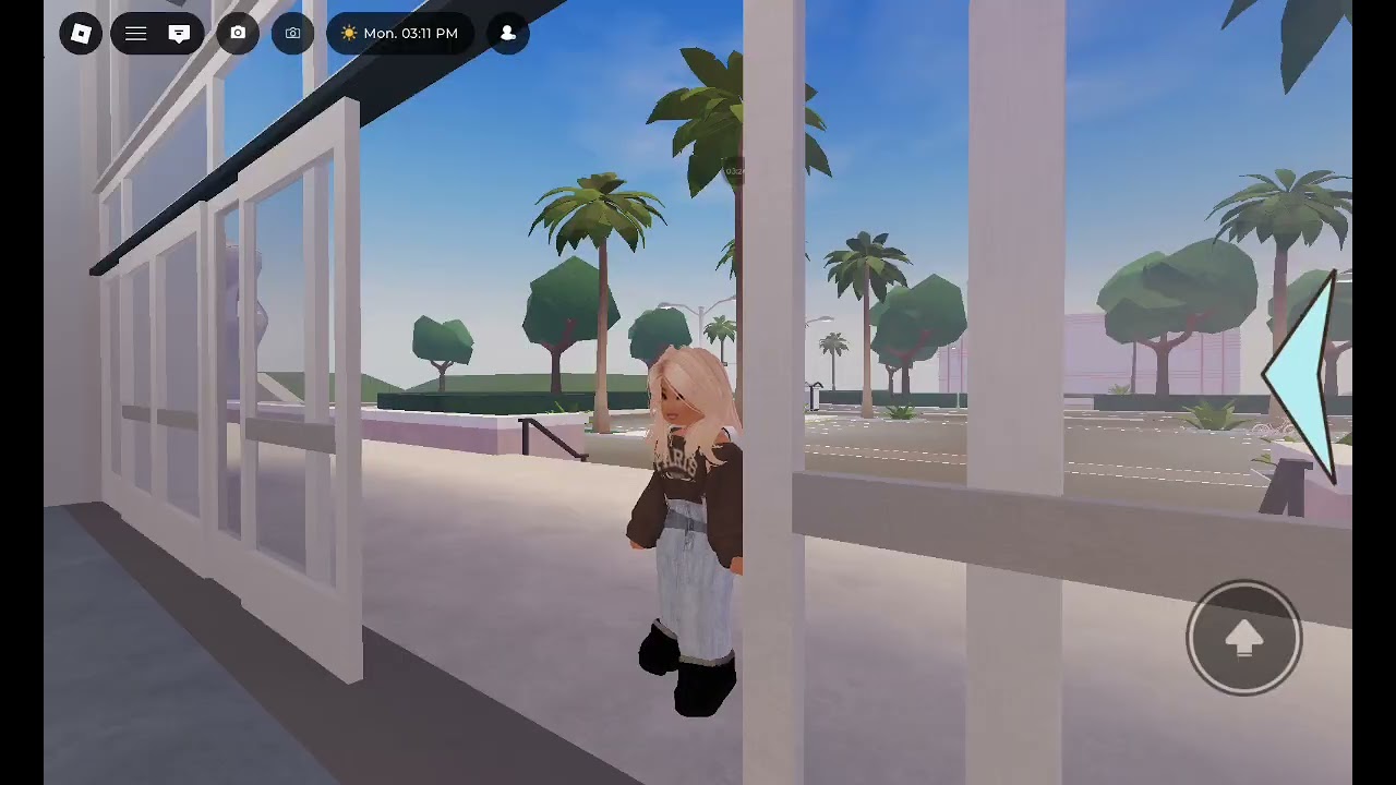 XxlexieRp| so this is a video about a girl moved in and to know what to do. And I tried  really hard