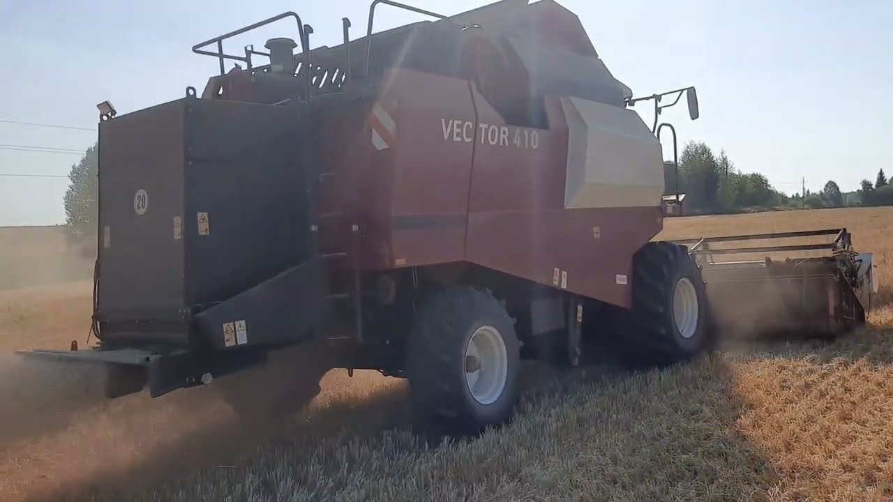 Уборка 2022,урожай бьёт все рекорды... Загорелось поле...