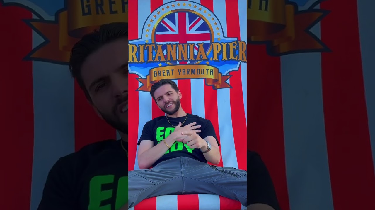 Leon Mallett - Yarmouth Town