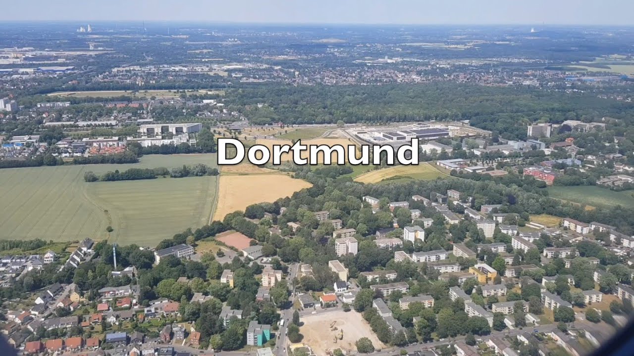 You can see and feel a landing at Dortmund Airport
