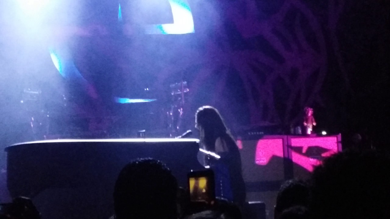 Evanescence - Breathe No More (Live @ Revention Music Center - Houston, Texas 11-05-16)