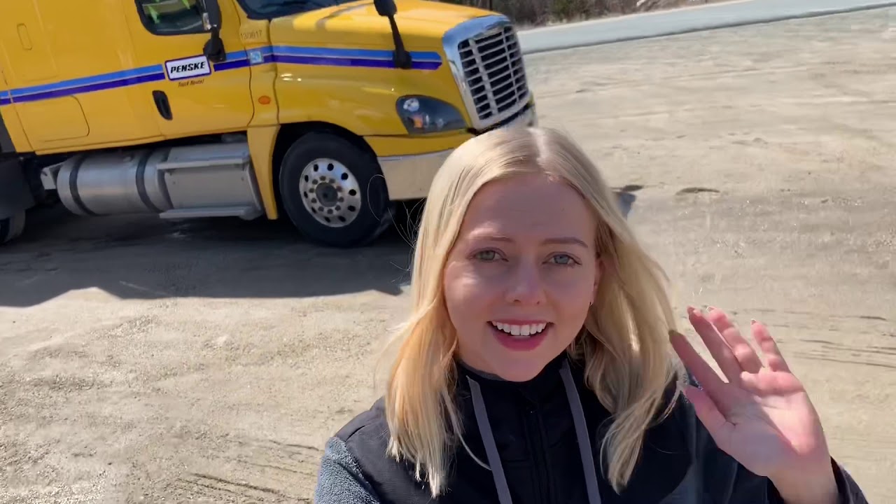 Freightliner Cascadia 2016 2017 interior Karolina GUGA Trucks Canada Kanada ciężarówka wnętrze