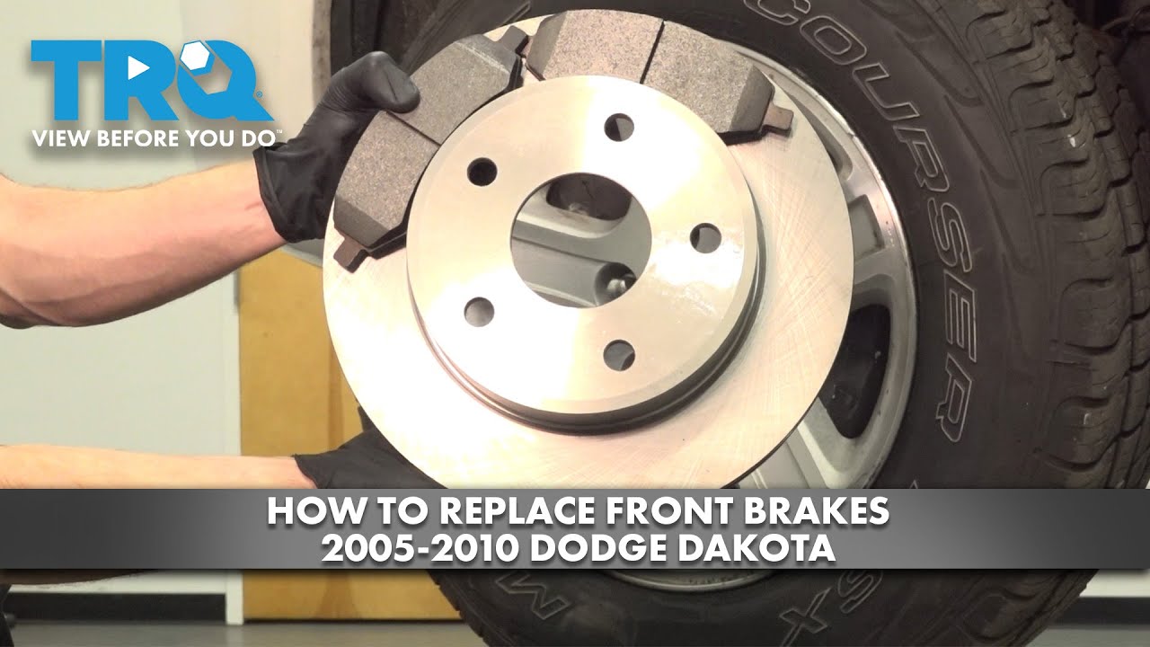 Как заменить передние тормоза Dodge Dakota 2005-2010