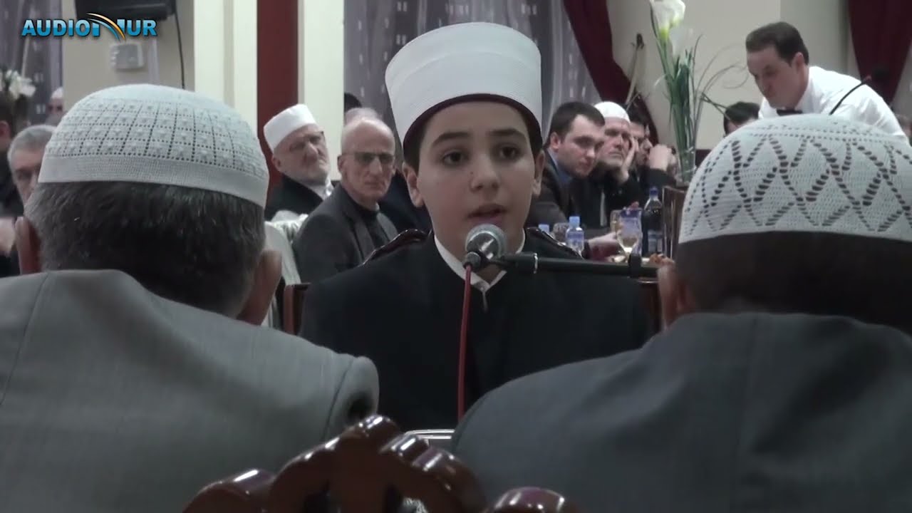 Ceremonia e hifzit të Hafëz Amir Isaku