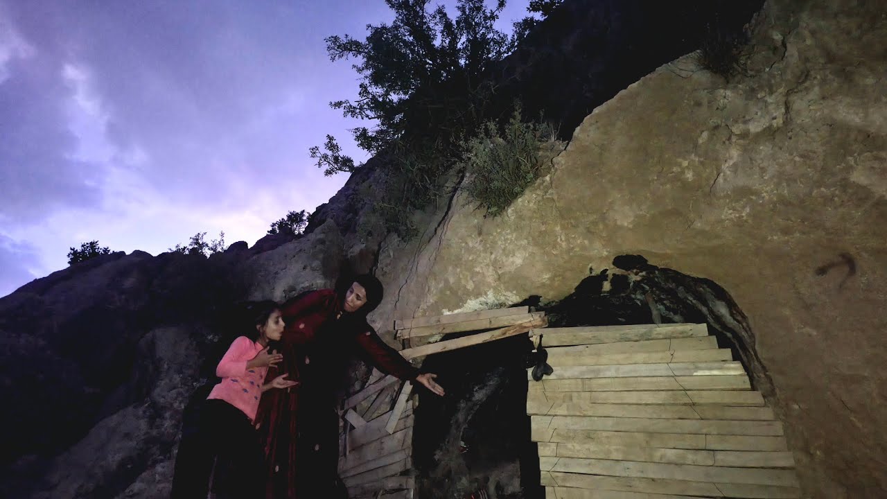 Homeless mother sets up tent in search of escape from cruel mother-in-law
