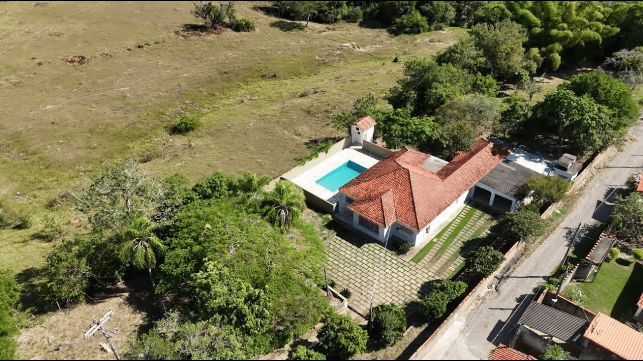🚨🚨VENDIDO!!!🚨🚨 Chácara com 8.341m² em Porangaba/SP , a 400 metros da cidade!