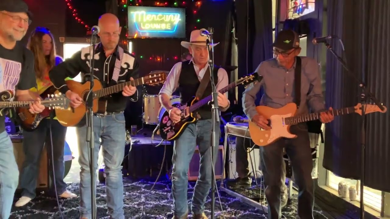 Red Dirt Rangers play 