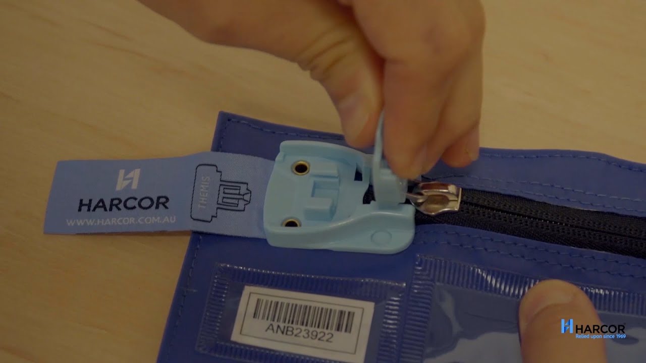 How to seal a security bag