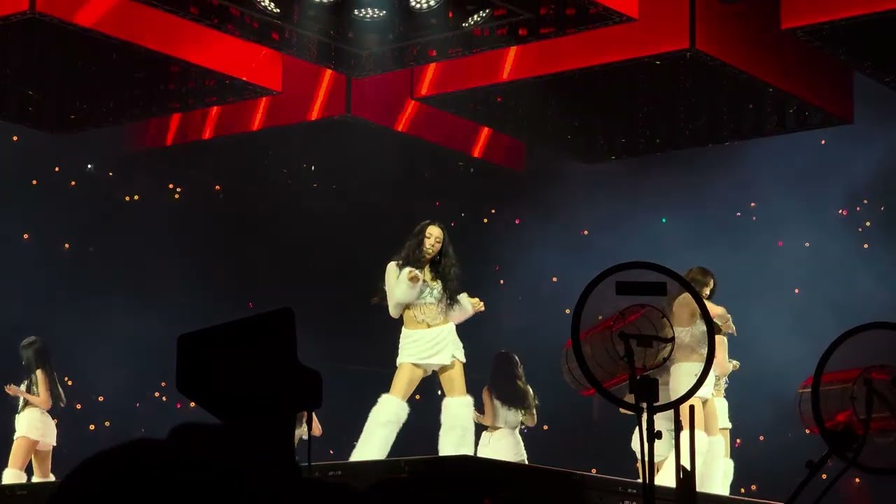 TWICE - I CAN'T STOP ME 4K60 @ UBS Arena Elmont NY 260220