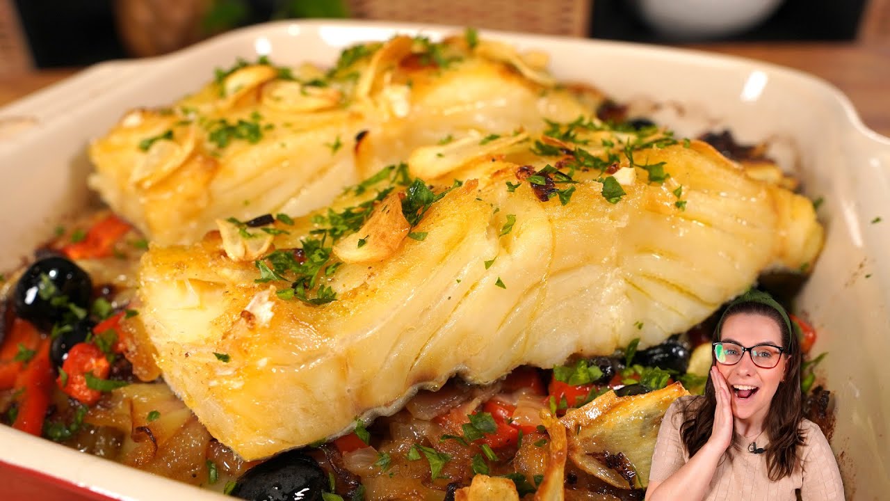 BACALHOADA - BACALHAU BATATAS E MUITO AZEITE FEITO NO FORNO!