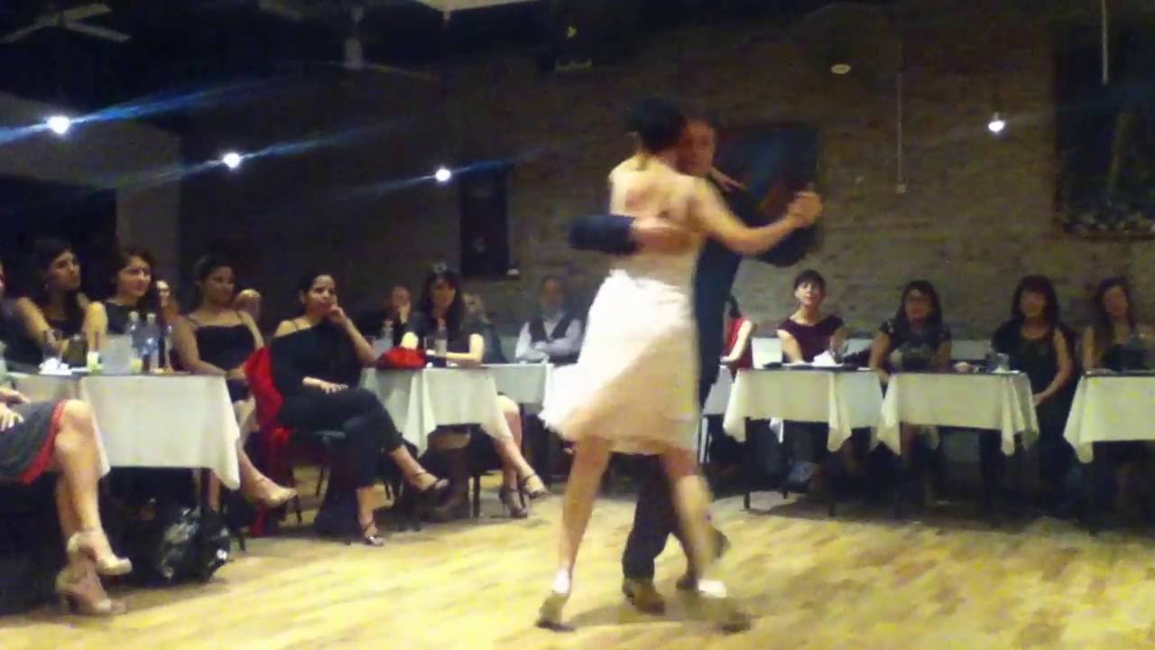 Bailaron Tati Caviglia & Carlos Mercado, en la milonga Los Cachirulos. Part.1 - 11/06/16