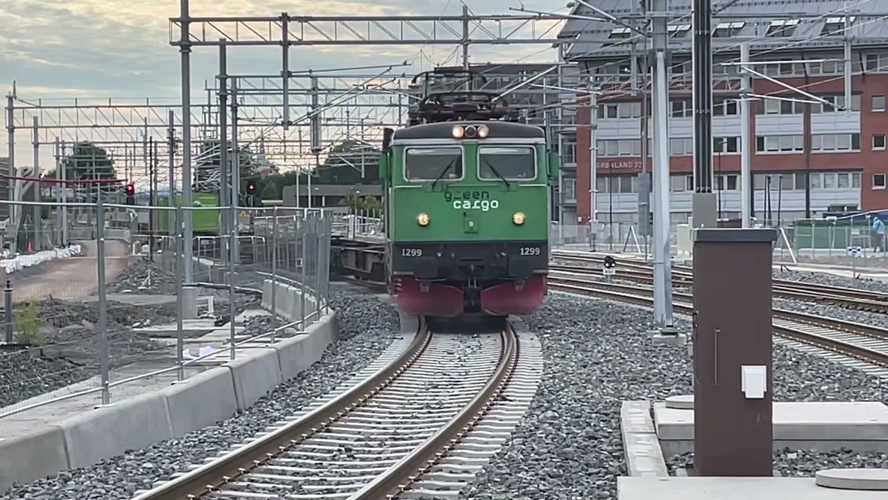Train Traffic thru the New Drammen station July 29th