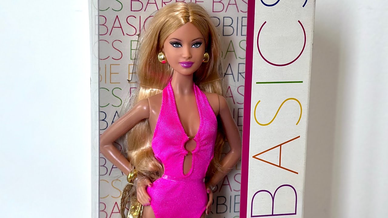 2011 Barbie Basics Model 04 Collection 003 Doll Review