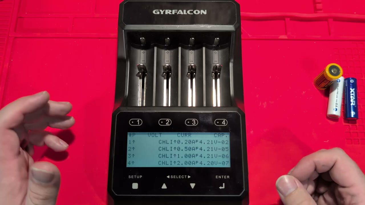 Как пользоваться зарядным устройством и анализатором аккумуляторов Gyrfalcon S8000