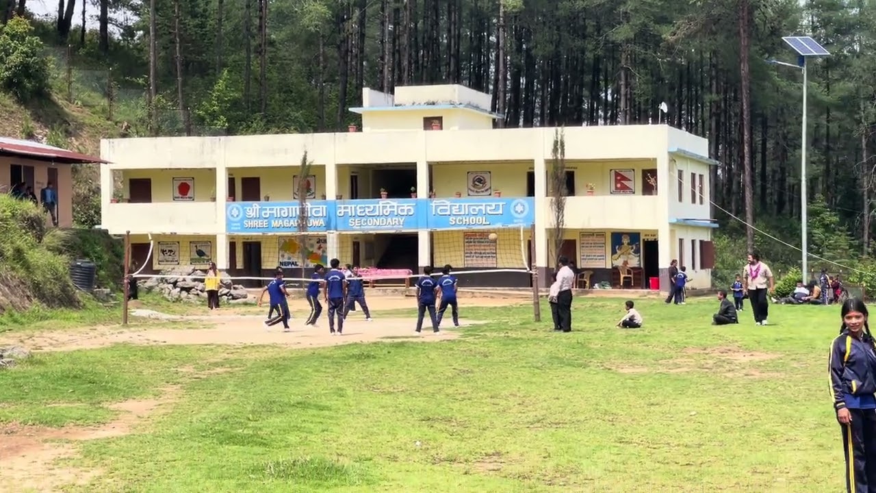 Music for education Donation Program #thenewars #travel #puntaydiaries #nepal #education #charity 