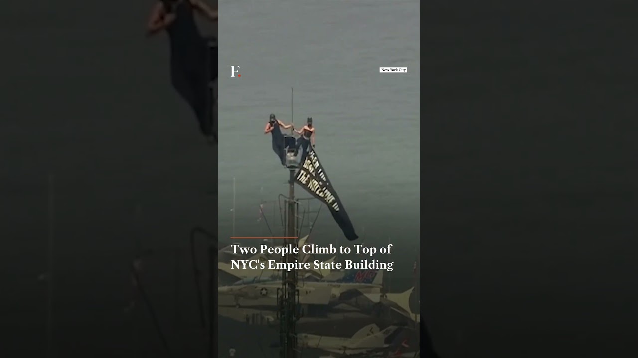 Two People Climb to Top of NYC's Empire State Building | Firstpost News | N18G