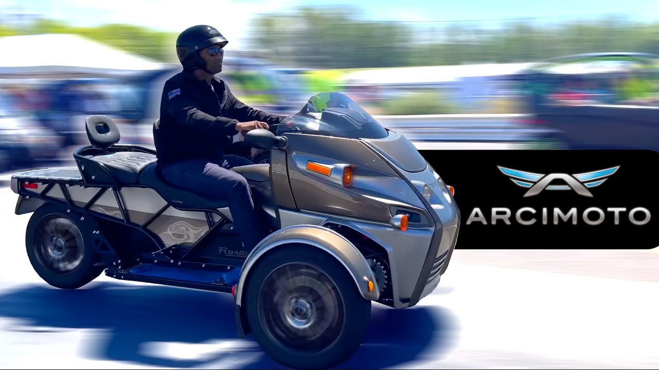 Arcimoto HANDS ON - FUN has never been more Electric