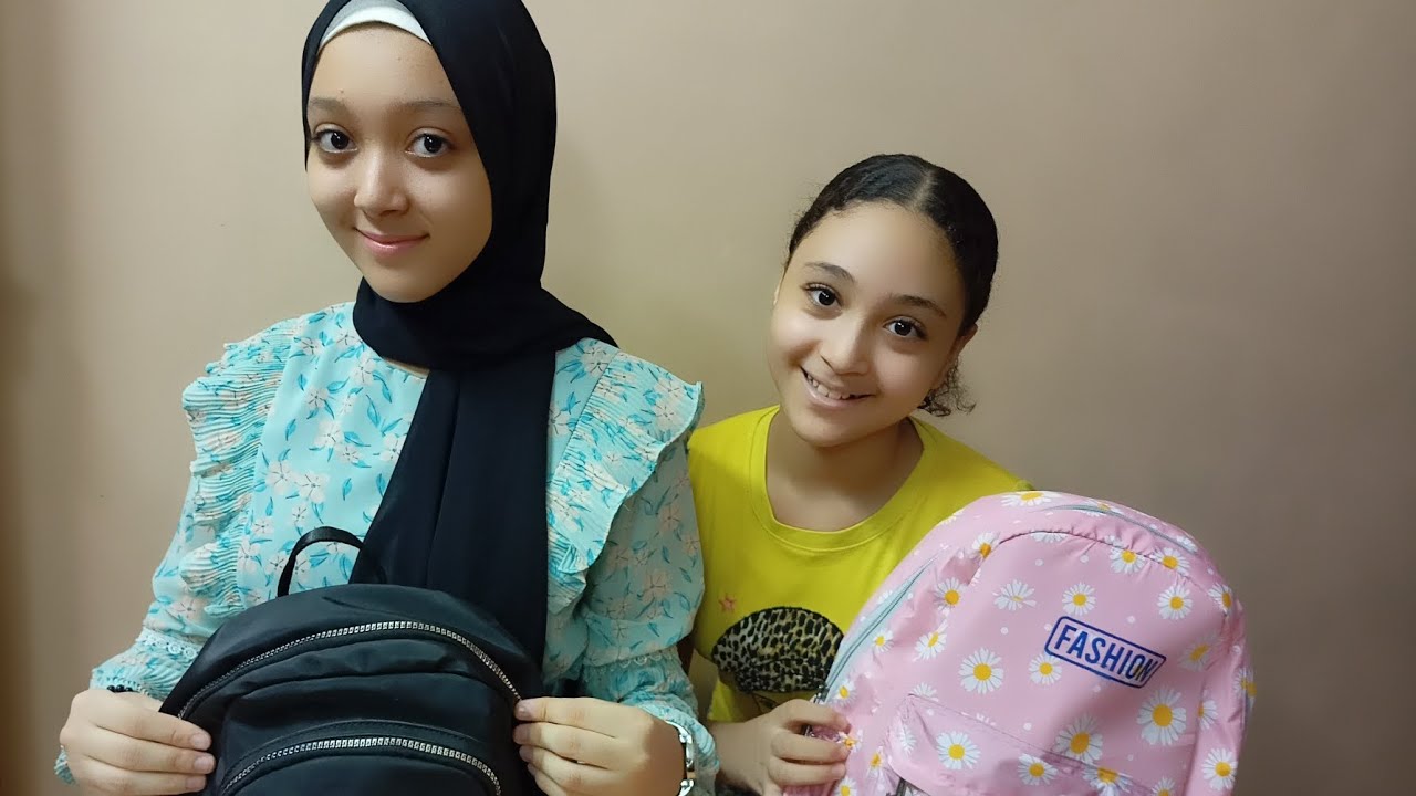 ماذا يوجد في حقيبه الدرس 🎒💫