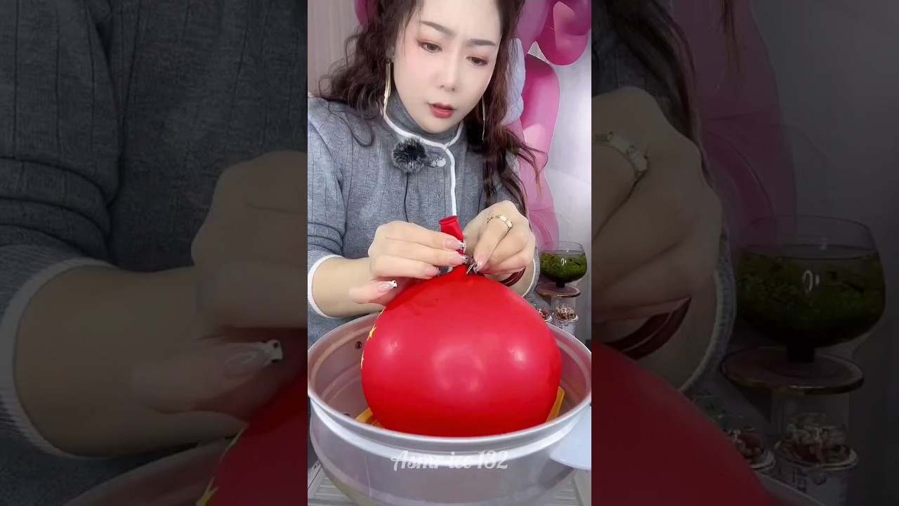 Asmr 🎈balloon ice eating #shorts