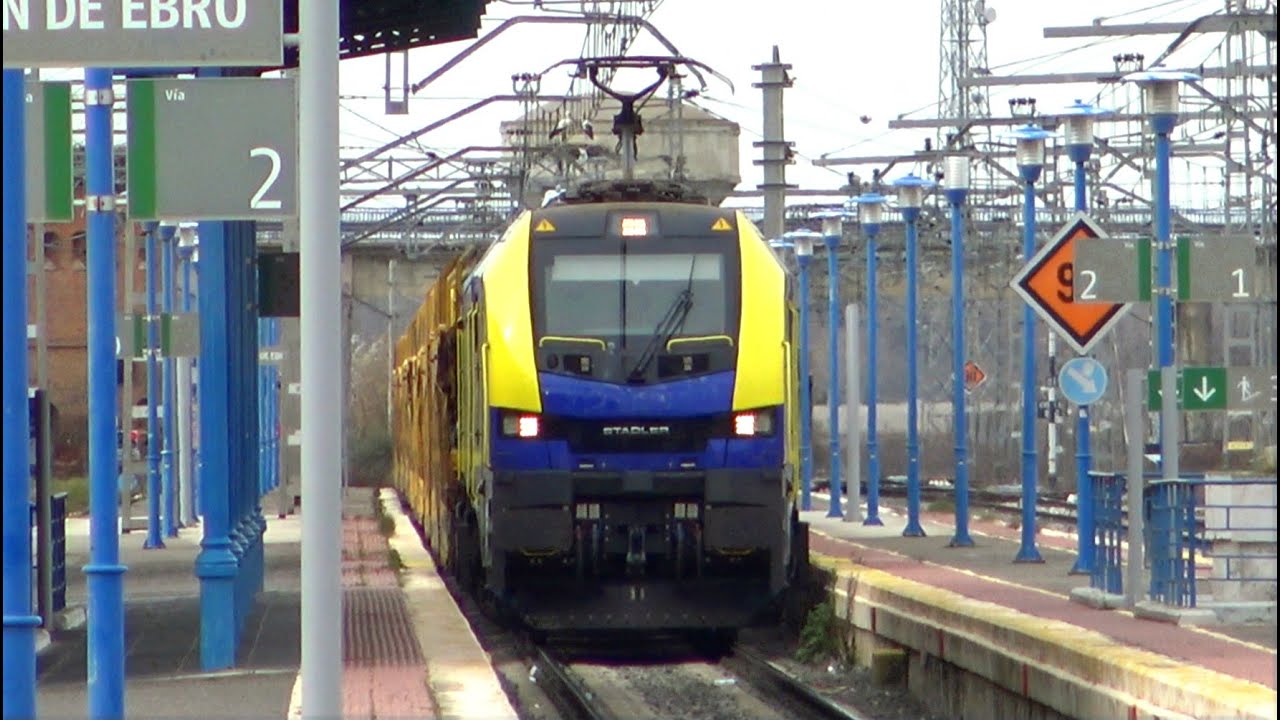 Trenes de Todo Tipo en Pamplona, Castejón de Ebro y Olite (Navarra). Renfe, Medway, Continental