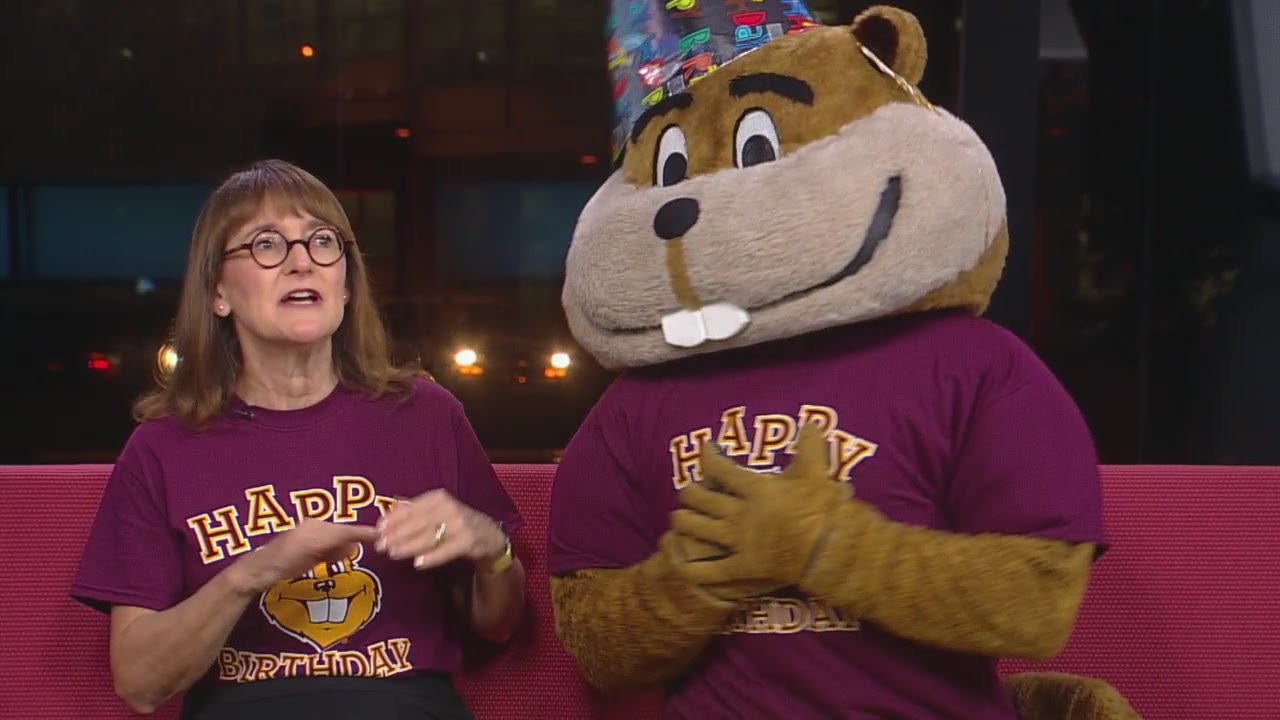 Goldy Gopher Celebrates Birthday By Raising Money For Masonic Children's Hospital