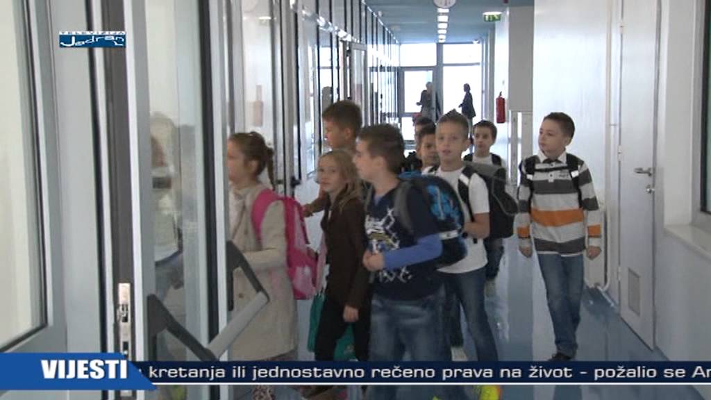 O&Scaron; PUJANKE OTVORILA VRATA UČENICIMA 18102013 TV JADRAN
