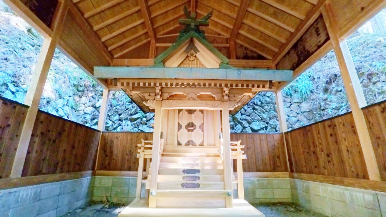 【八王子神社】639-3108 吉野郡吉野町三津212