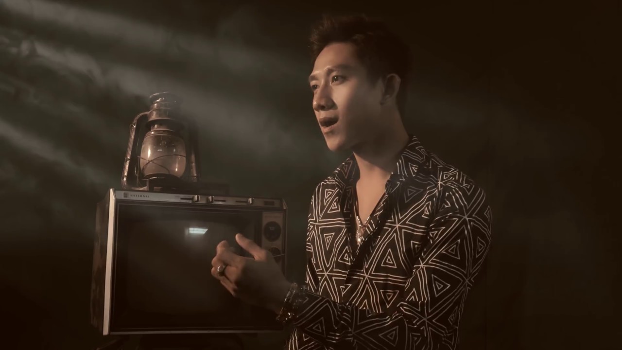 MV Đời - Hồ Gia H&ugrave;ng Official