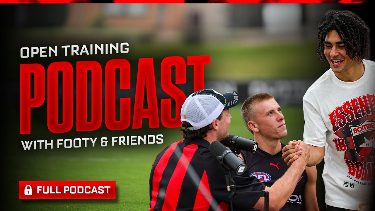 Dylan Buckley sneaks into Essendon training 🤫
