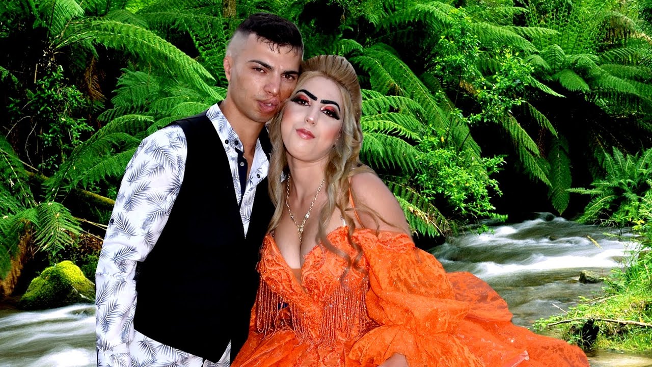 Gioz Aydinli na Asan i Emine