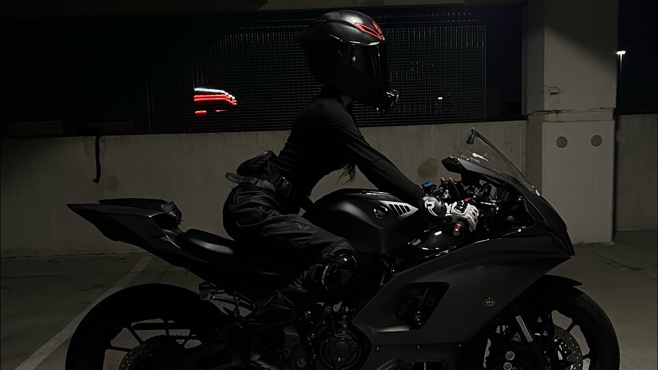 CHILL GIRLS RIDE | Yamaha R7