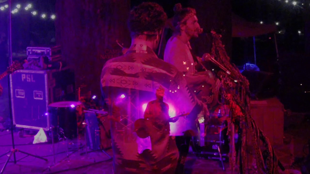 Magic Giant: 