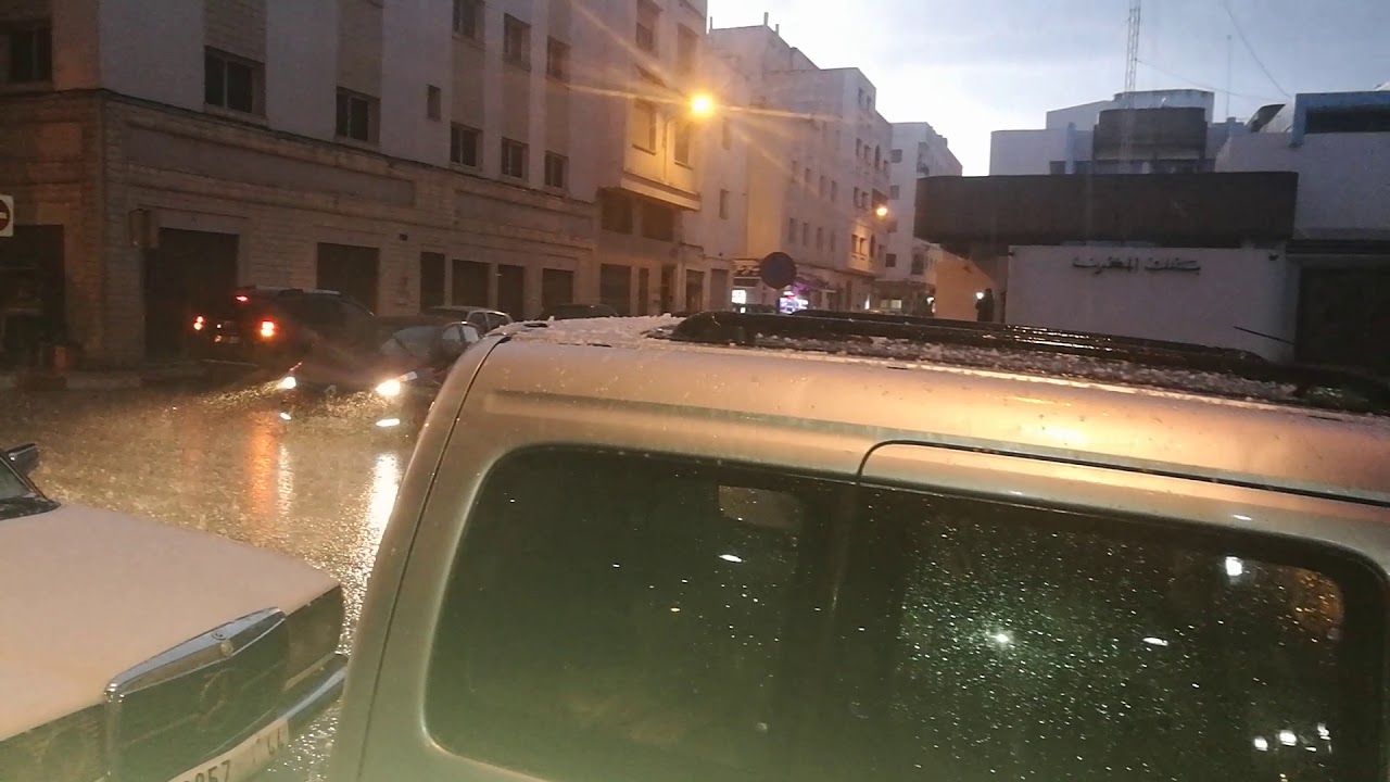 الحسيمة الآن : يأتي الشتاء حاملاً أمطار الخير، لينعش الأرض ويحي قلوبنا ويدخل السكينة والهدوء لأنفسنا