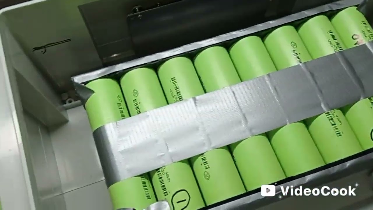 Підганяю корпус для зарядної станції. Довго і нудно