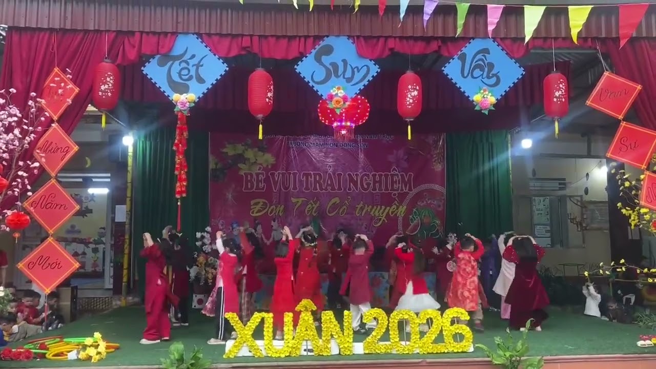 Tết vui cho các con