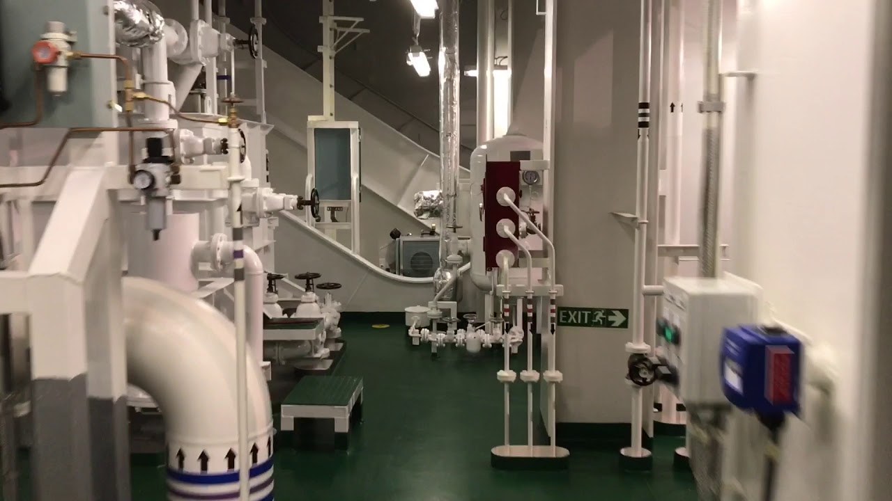 Engine room of vlcc Maran Arete